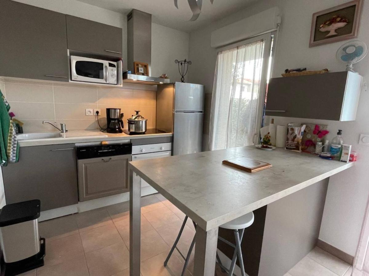 Appartement 3 Pieces Avec Terrasse Et Jardin, Proche Plage Et Commerces, 2 Parkings, Argeles-Sur-Mer - Fr-1-225-773 Luaran gambar